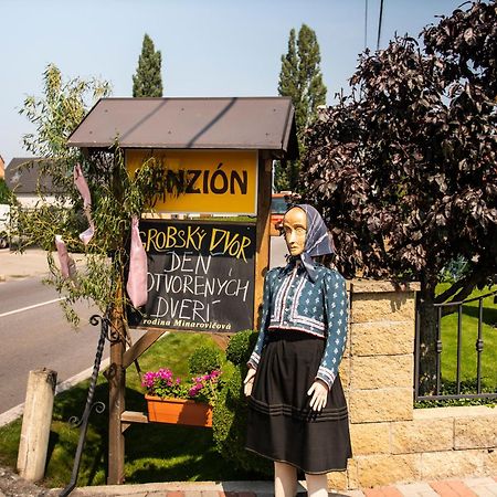 Penzion Grobsky Dvor Slovensky Grob Εξωτερικό φωτογραφία