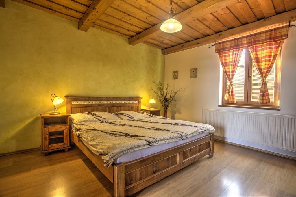 Penzion Grobsky Dvor Slovensky Grob Δωμάτιο φωτογραφία